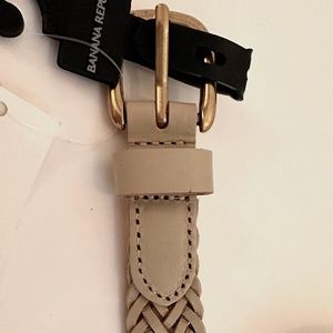 Small Skinny Braided Belt in Bone, Banana Republic '22